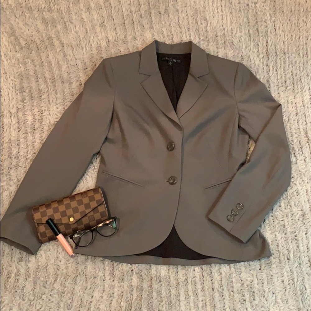 Lafayette 148 2 button blazer 🧥
